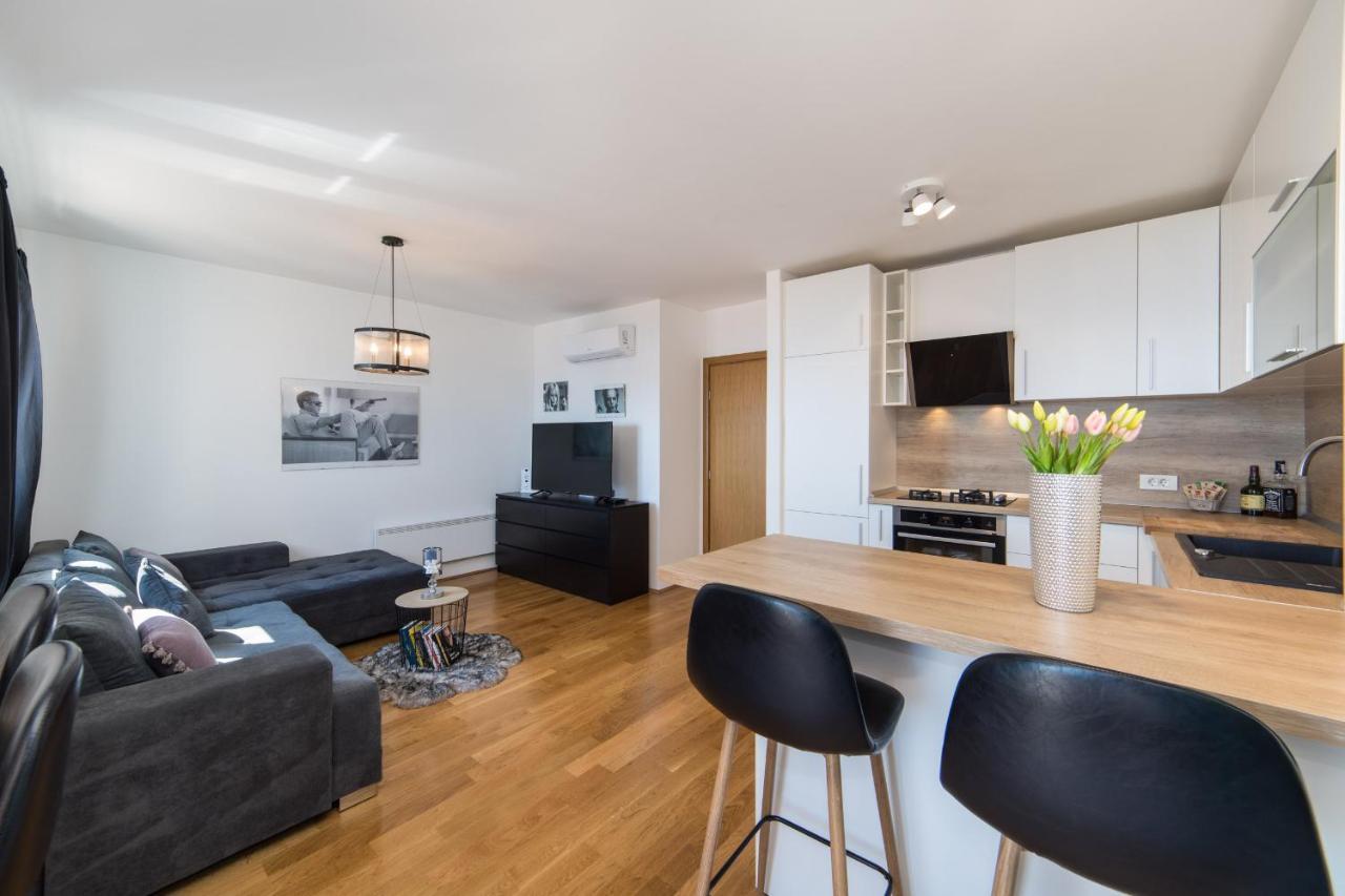 Apartamento Libertas Makarska Exterior foto